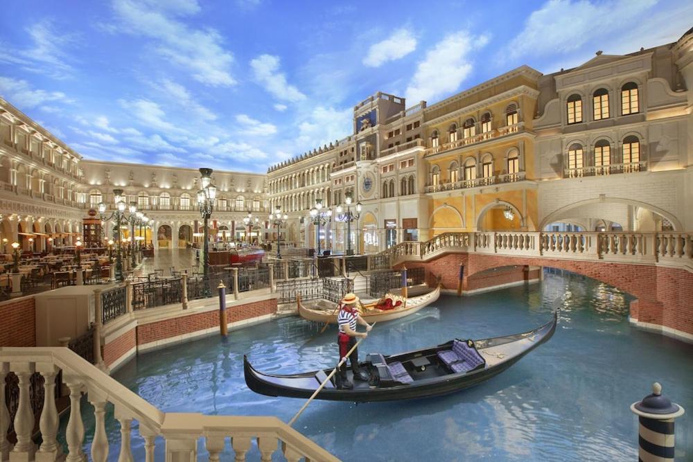 The Venetian Resort Las Vegas By Suiteness Exterior photo